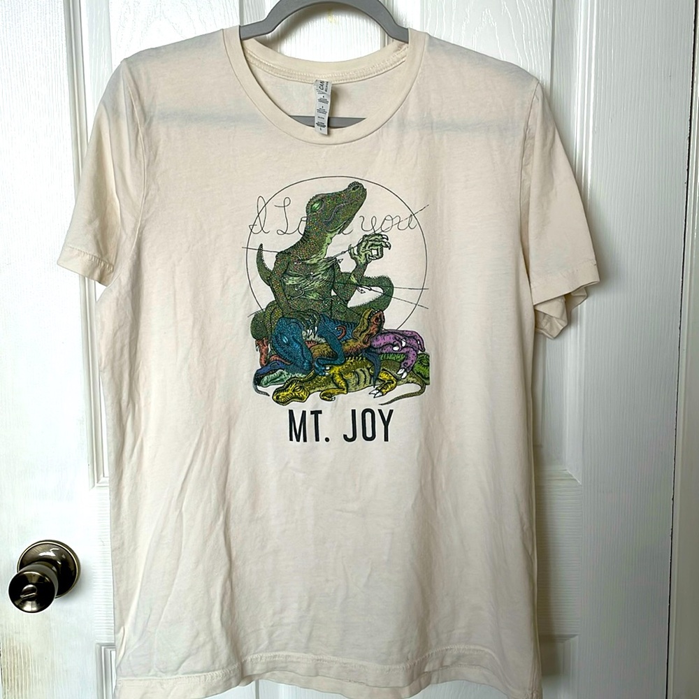 Dinosaur tee